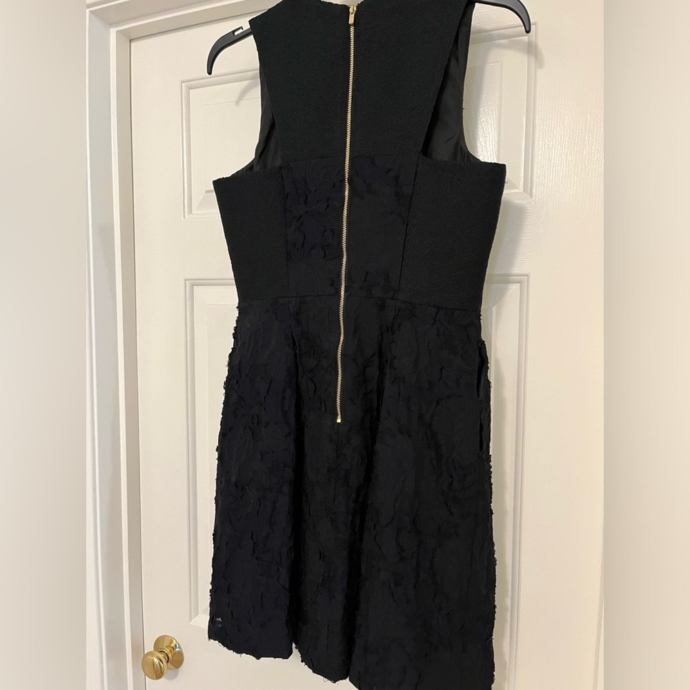 Black textured mini dress - Picture 4 of 5